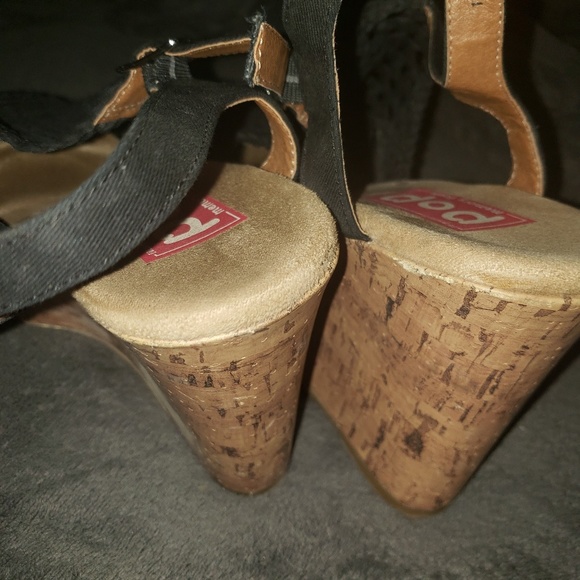 Wedges - Picture 3 of 4